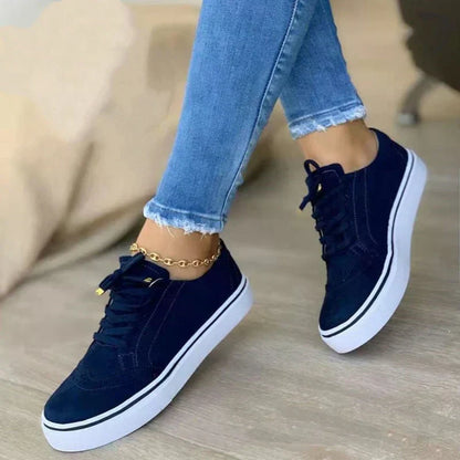 Elegantní a detailně propracovaná podpůrná obuv
