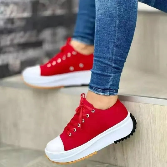 Elegantní a detailní podpůrná obuv