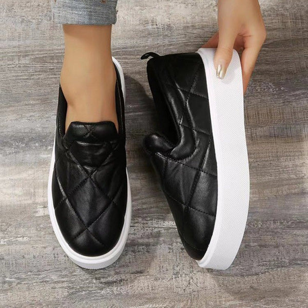Elegantní a detailní podpůrné letní boty Flats