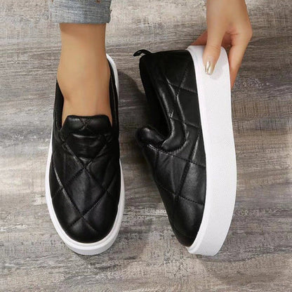 Elegantní a detailní podpůrné letní boty Flats