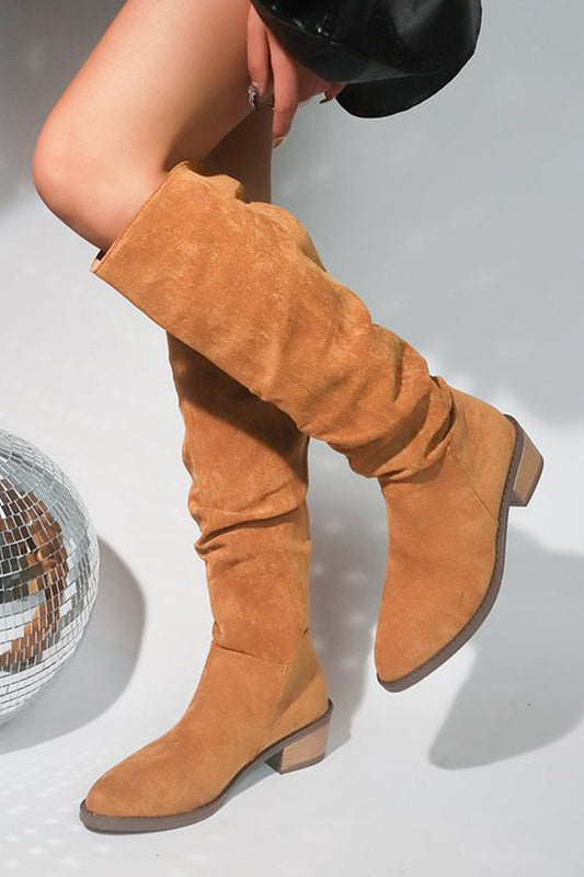 Elegantní a detailní podpůrné boty