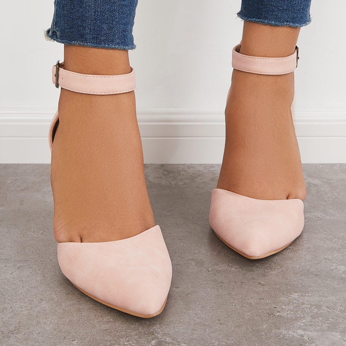 Elegantní a detailně propracovaný podpůrný letní klín Wedge