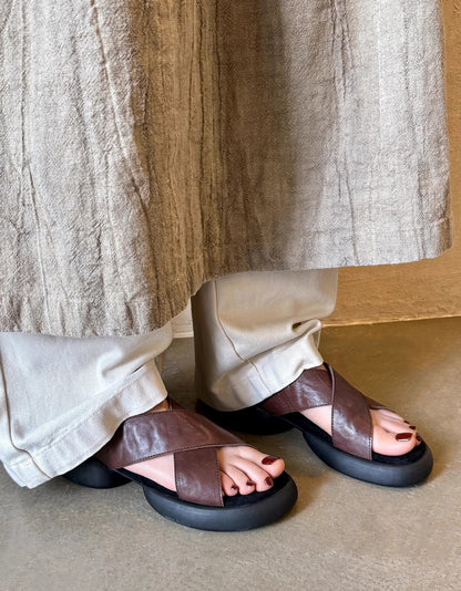 Moderní a podpůrné ortopedické letní sandály