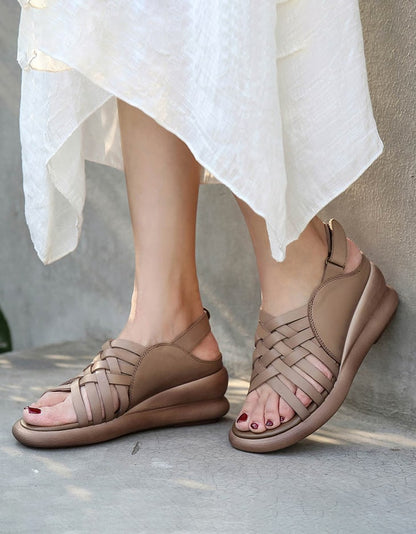 Elegantní a podpůrné ortopedické letní sandály