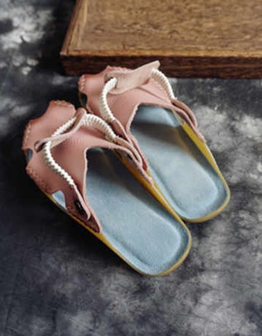 Elegantní a detailní podpůrné letní sandály