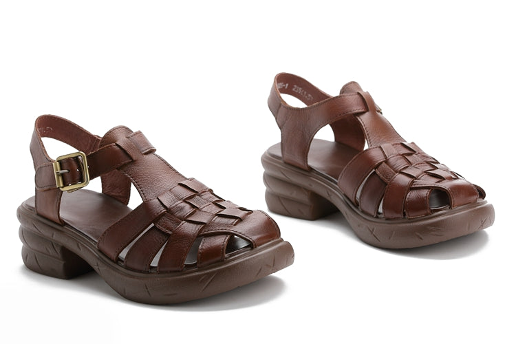 Přizpůsobené a pohodlné ortopedické letní sandály