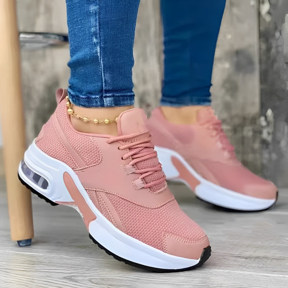 Elegantní a detailní podpůrné letní boty