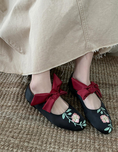 Elegantní a detailní podpůrné letní boty Flats