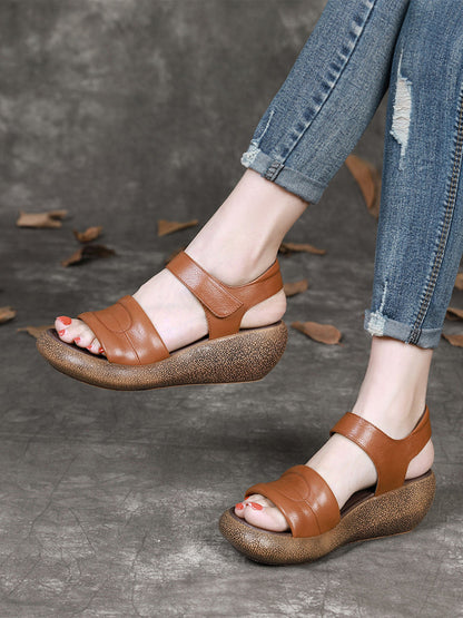 Elegantní a podpůrné ortopedické letní sandály