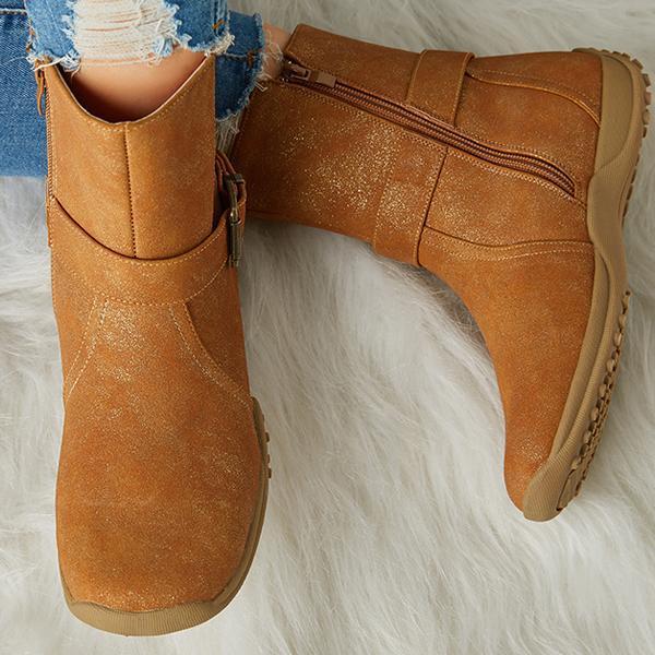 Elegantní a detailní podpůrné letní boty