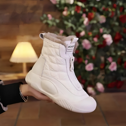 Elegantní a detailní podpůrné letní boty