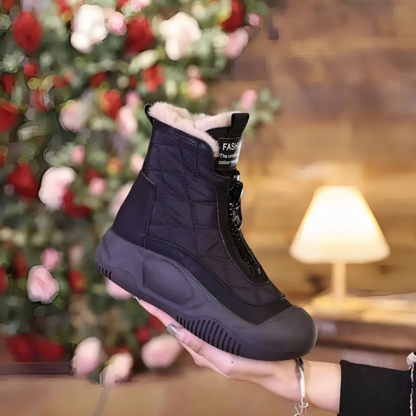 Elegantní a detailní podpůrné letní boty