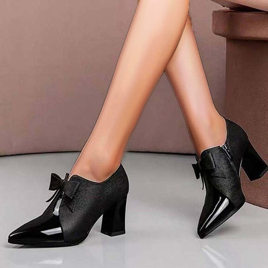 Elegantní a detailní podpůrné letní podpatky