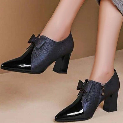 Elegantní a detailní podpůrné letní podpatky