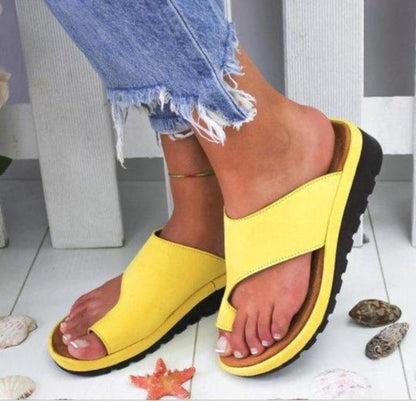 Elegantní a funkční ortopedické sandály