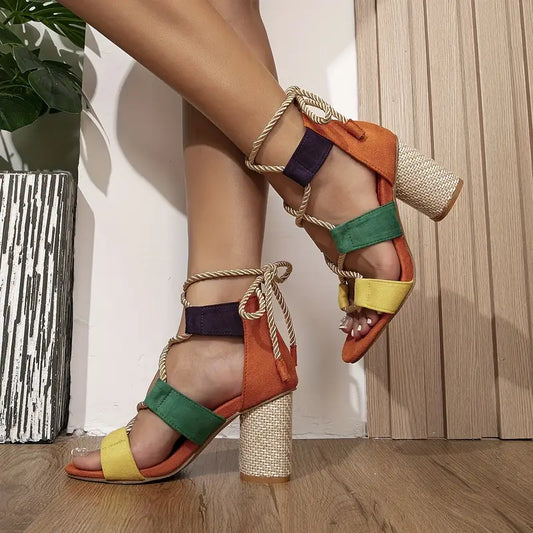Elegantní a detailní podpůrné letní sandály