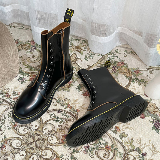 Elegantní a detailní podpůrné letní boty