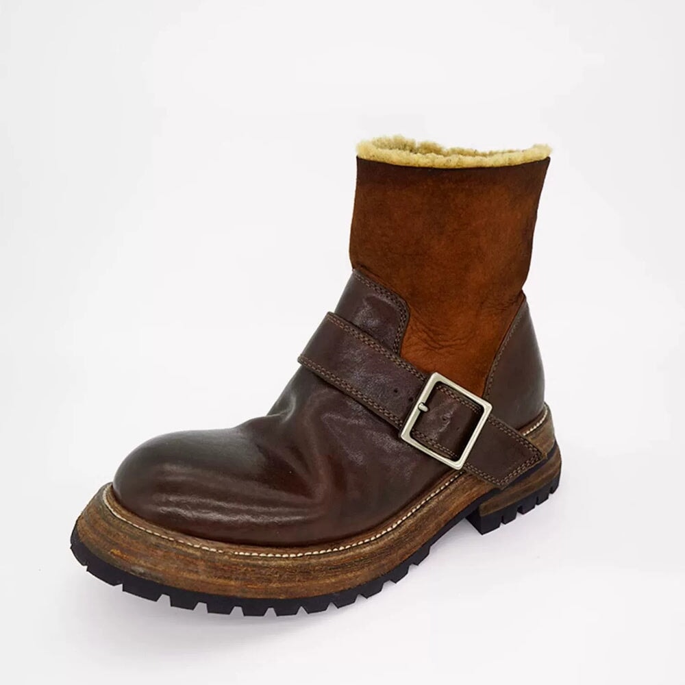 Elegantní a detailní podpůrné letní boty
