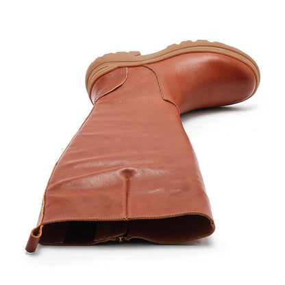 Elegantní a detailní podpůrné letní boty