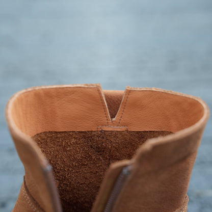 Elegantní a detailní podpůrné letní boty