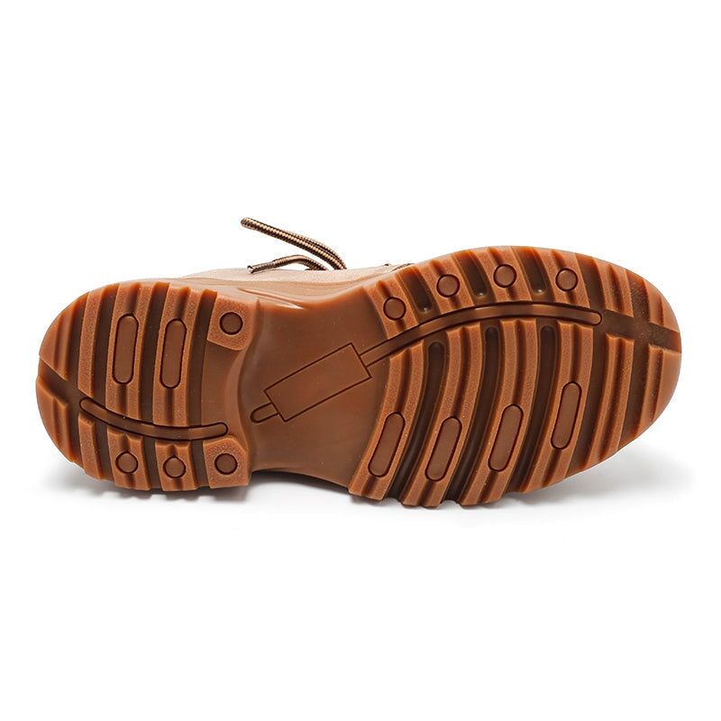 Elegantní a detailní podpůrné letní boty