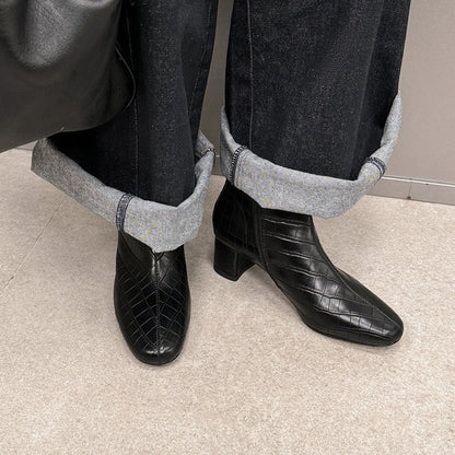 Elegantní a detailní podpůrné letní boty
