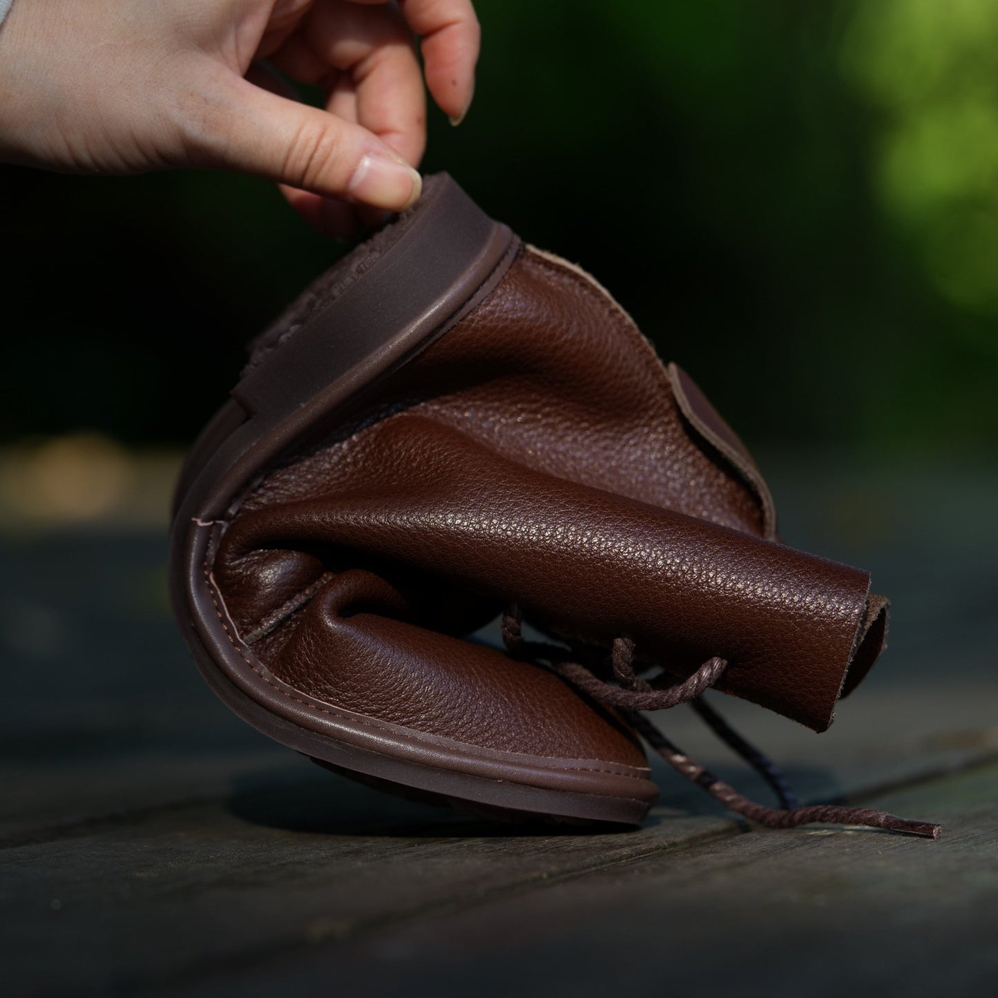 Elegantní a detailní podpůrné letní boty