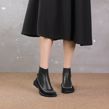 Elegantní a detailní podpůrné letní boty