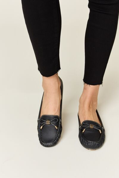 Elegantní a detailní podpůrné letní boty Flats