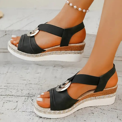 Podpůrné a stylové ortopedické letní sandály