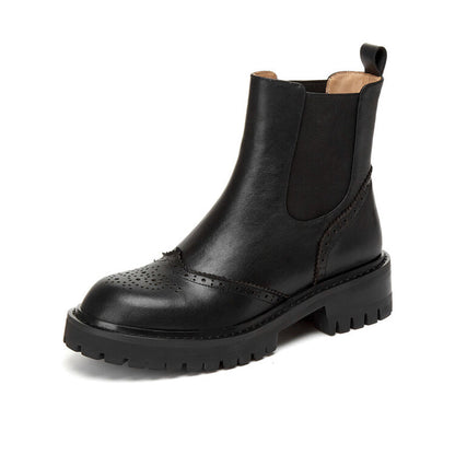 Elegantní a detailní podpůrné letní boty