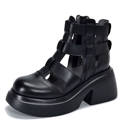 Elegantní a detailní podpůrné letní sandály