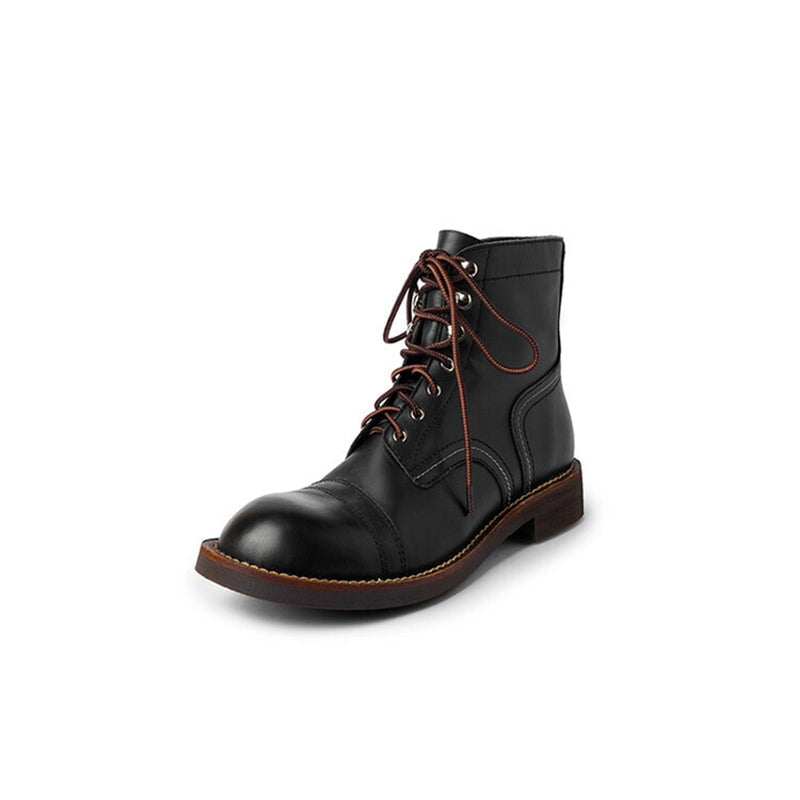 Elegantní a detailní podpůrné letní boty
