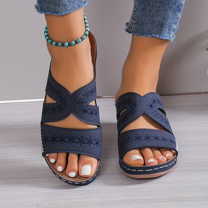 Dámské sandály na klínku fashion