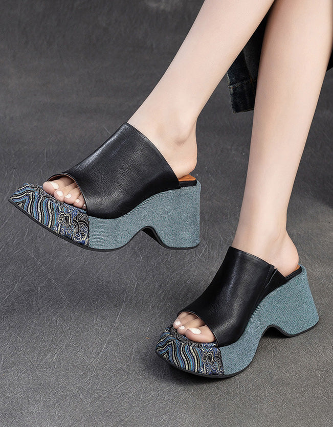Elegantní a detailně propracovaný podpůrný letní klín Wedge