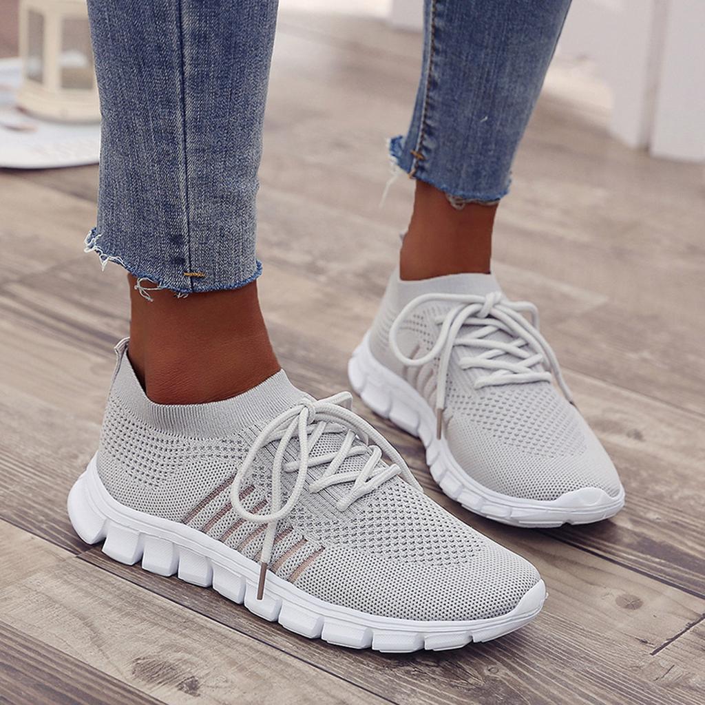 Elegantní a detailní podpůrná obuv