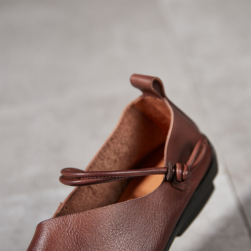 Elegantní a detailní podpůrné letní boty