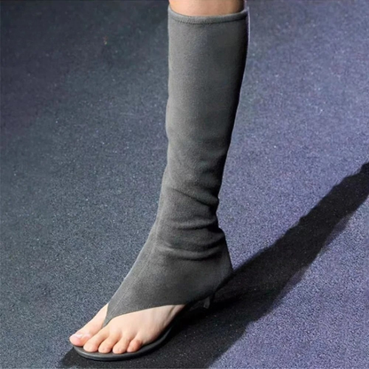 Uvolněné a podpůrné ortopedické letní sandály
