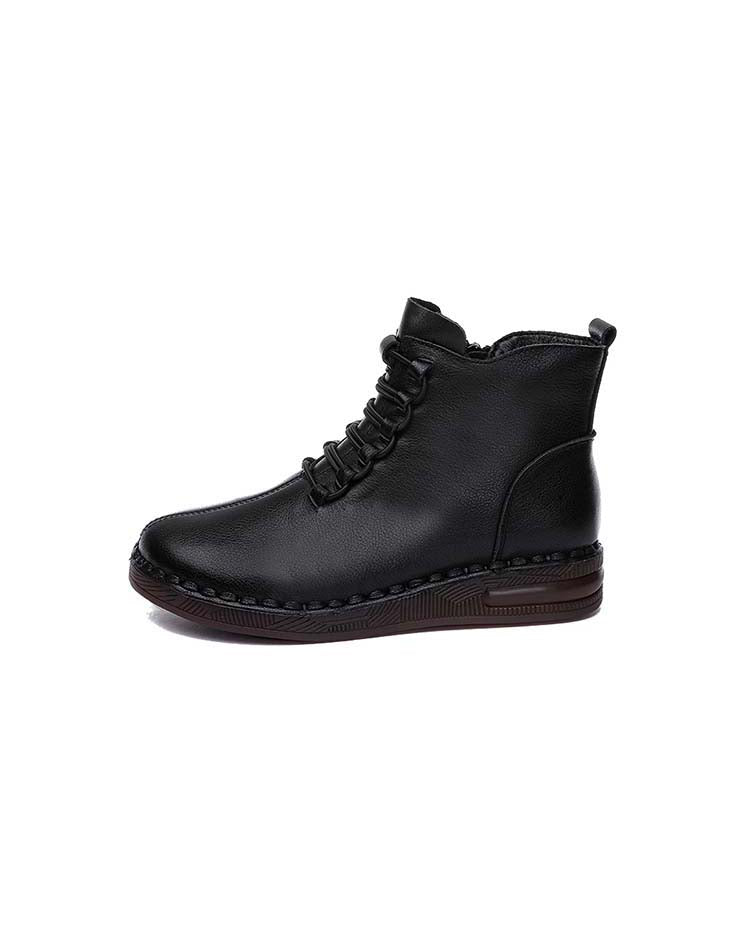 Elegantní a detailní podpůrné letní boty