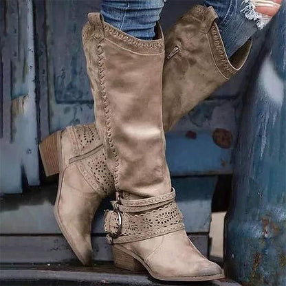 Elegantní a detailní podpůrné boty