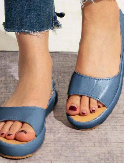 Elegantní a detailní podpůrné letní sandály