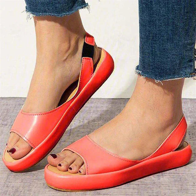 Elegantní a detailní podpůrné letní sandály