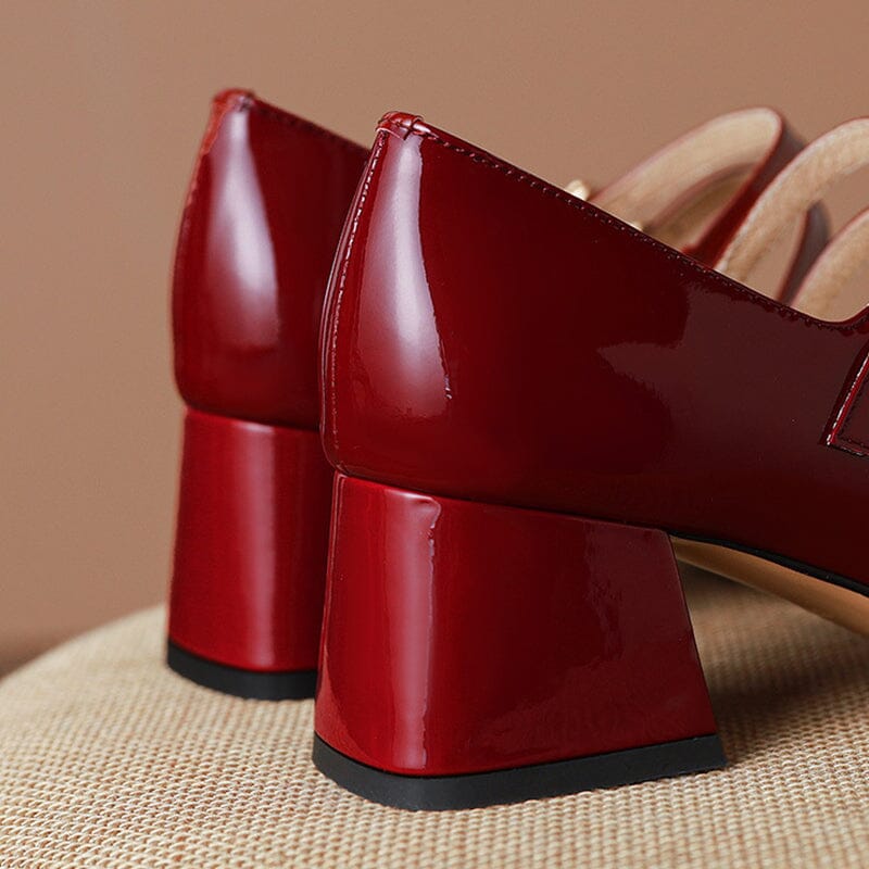 Elegantní a detailní podpůrné letní boty