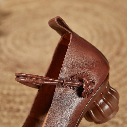 Elegantní a detailně propracovaná podpůrná letní obuv