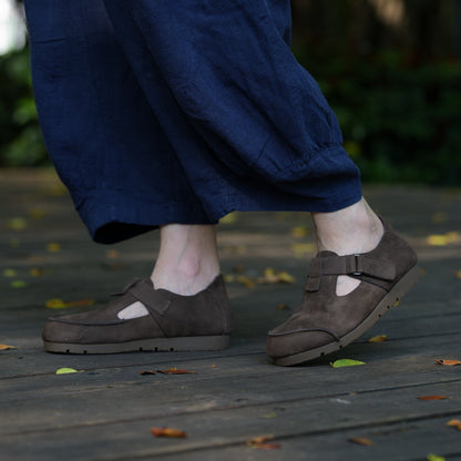 Elegantní a detailní podpůrné letní boty