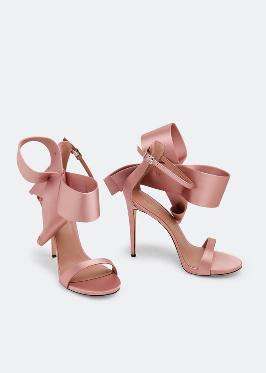 Elegantní a podpůrné ortopedické letní sandály