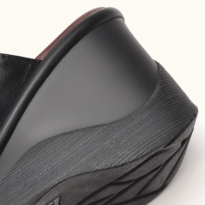 Elegantní a detailní podpůrné letní sandály