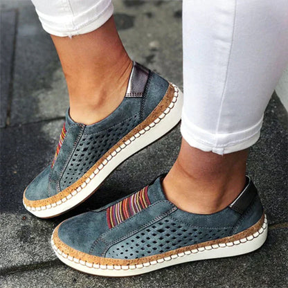 Elegantní a detailně propracovaná podpůrná letní obuv