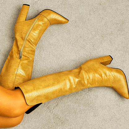 Elegantní a detailní podpůrné letní boty