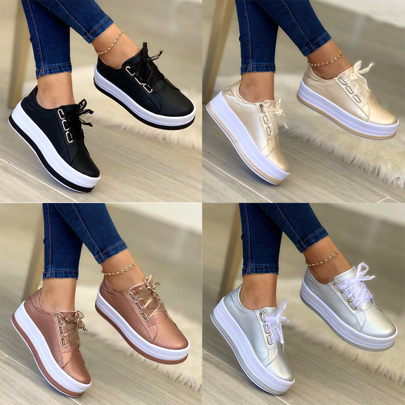 Elegantní a detailně propracovaná podpůrná obuv